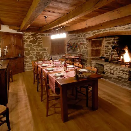 Bed & Breakfast La Tour Des Chapelains *